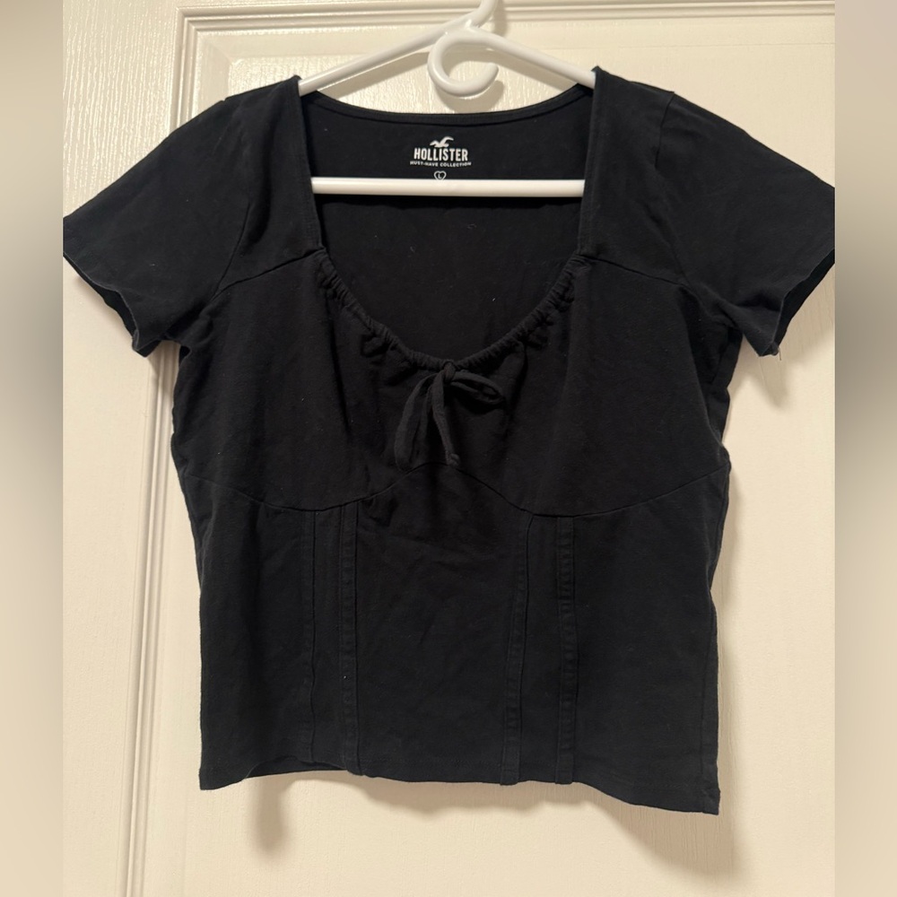 Hollister Black Tie Front Fitted Blouse